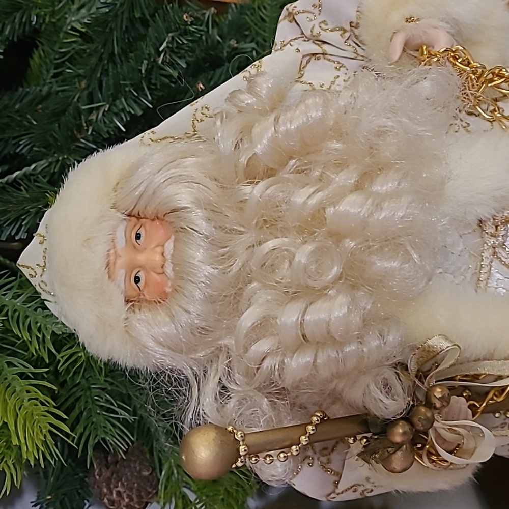 🆕️ 16" Santa Figure Christmas Decoration